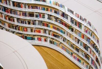 8 reasons why you should visit library more often