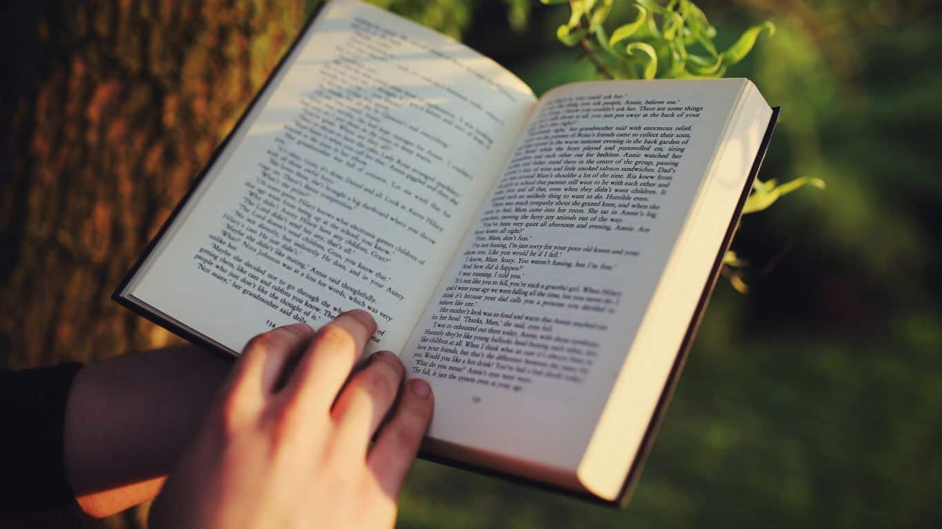 5 Ways In Which You Should Never Start a Novel
