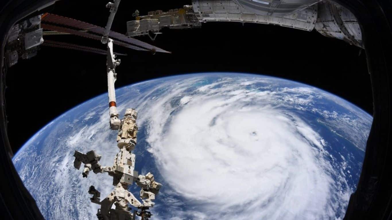 10 Technologies That Will Change The World - Space Exploration and Commercialization