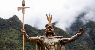 Los poderosos reyes y líderes de los dioses en la mitología